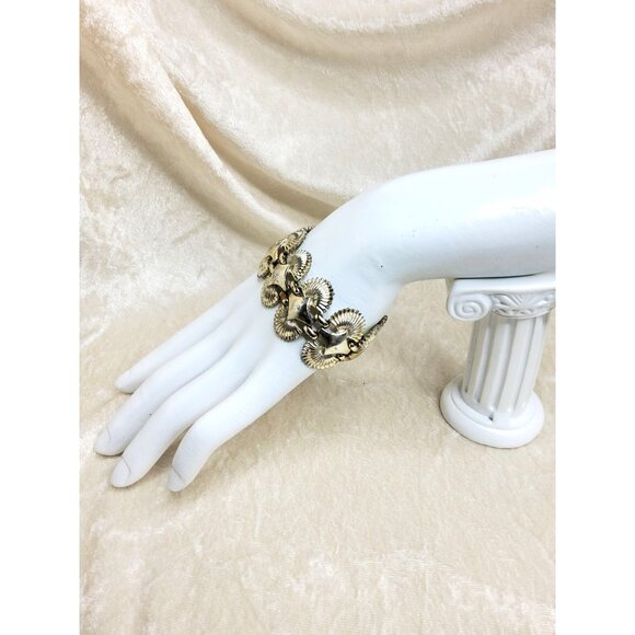 vintage coro silver tone shell design link bracelet - Picture 8 of 14